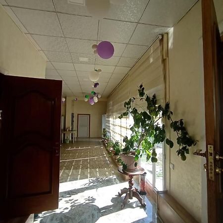 Appartement Милый Дом à Tokmok Extérieur photo