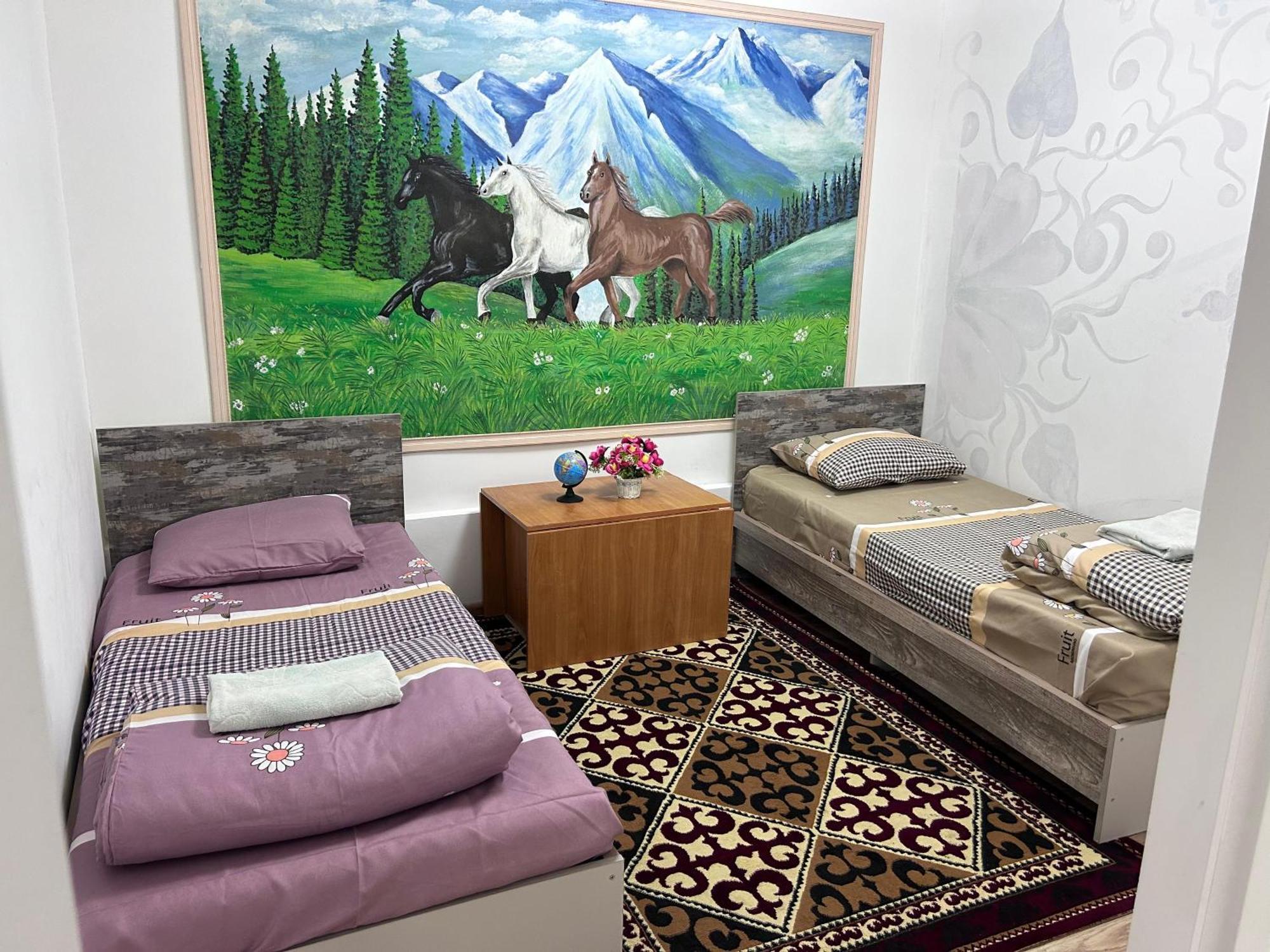 Appartement Милый Дом à Tokmok Extérieur photo